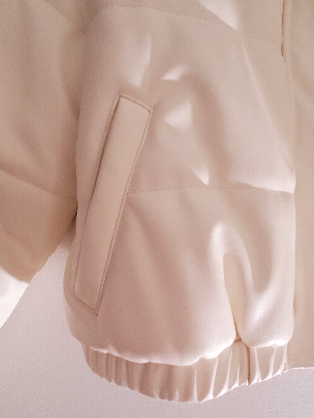 Cream Cropped Puffer Jacket - Picture 7 of 9
